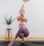 Best 10 Yoga Poses for Women to Improve Flexibility and Strength